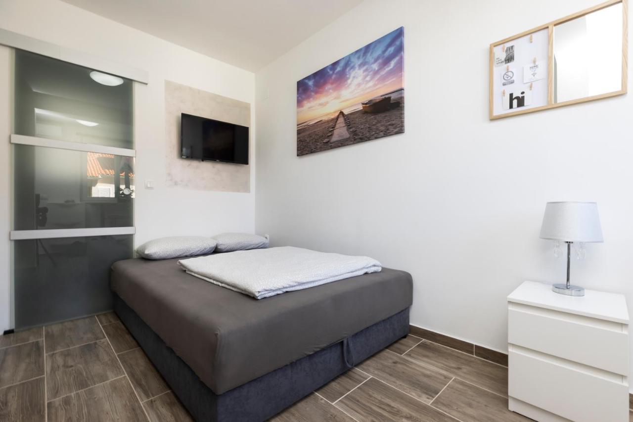 Studio Apartment Pinetree - Mali Losinj Luaran gambar